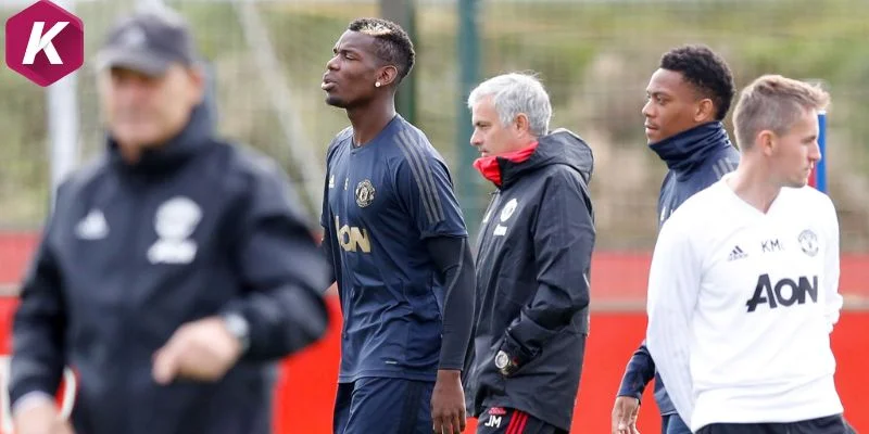 Những bất đồng làm rạn nứt quan hệ Pogba và Mourinho